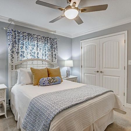 Villa Spring Break Specials! Front Row Views - Tiki Bar - Playground Bolivar Peninsula Exterior foto